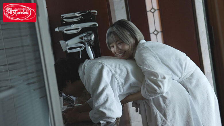 同窓会で再会した幼馴染がキレカワ最強ギャルになっていて―ほろ酔いラブホに連れ込まれてベロキス中出しお泊りしちゃった僕 春陽モカ 15枚目